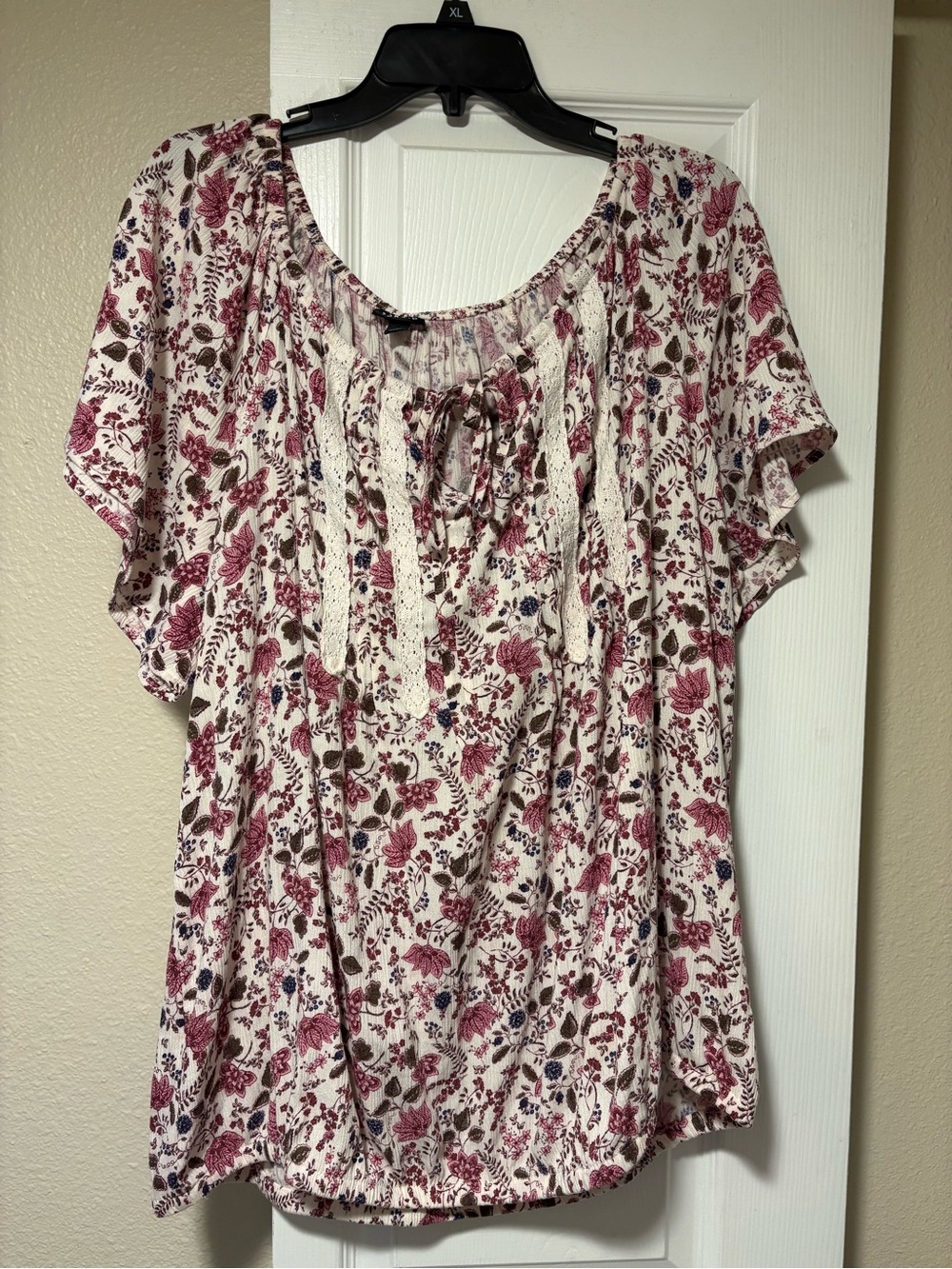 torrid Cream Floral Peasant Blouse with Pink Accents